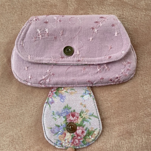 Handmade Wallet Patchwork Cottagecore Lilac and Pink Floral Gingham Embroidered - Picture 5 of 11